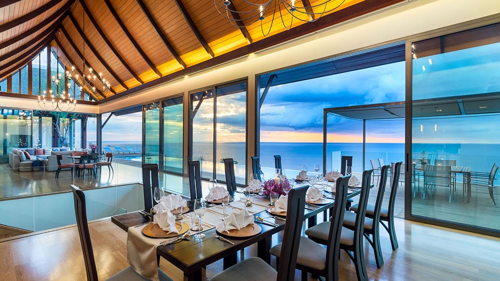 Villa Haleana - The perfect dining setting